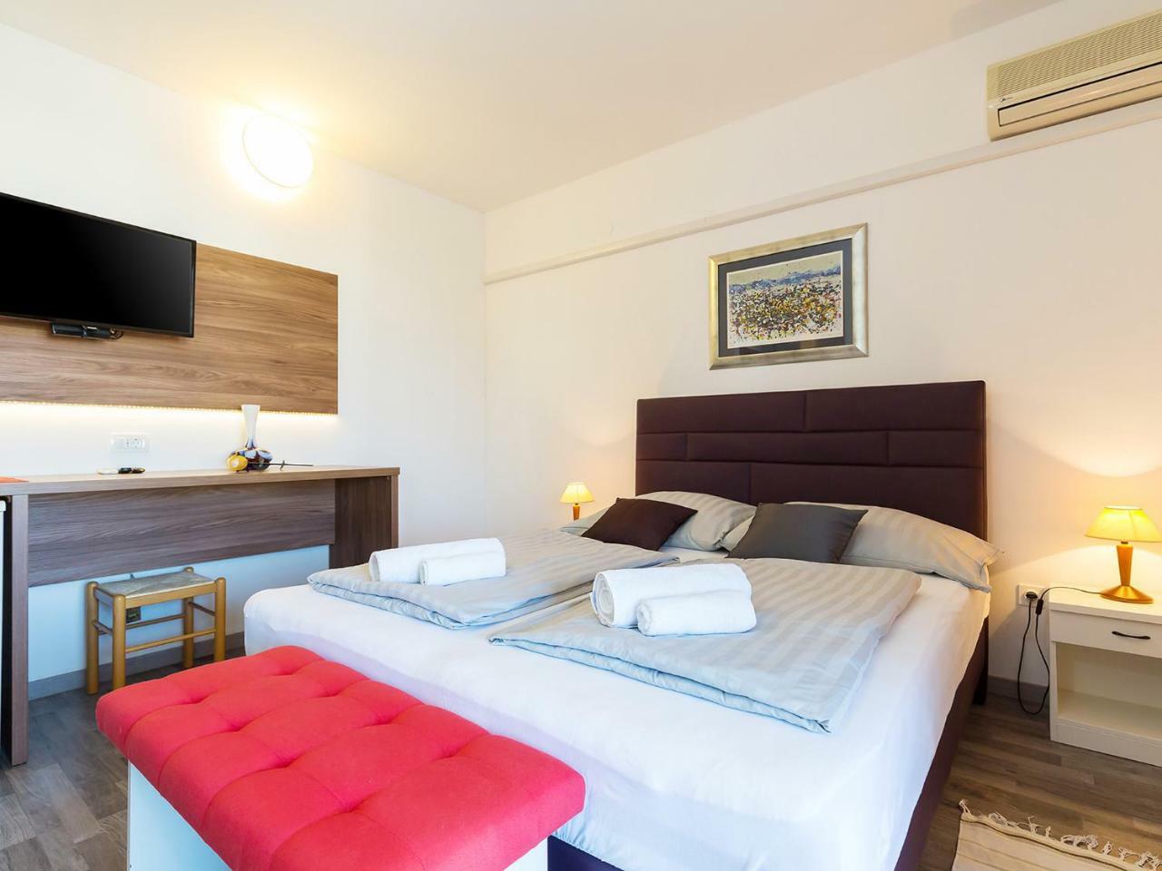 Ulika Rooms & Apartments Poreč Exterior foto